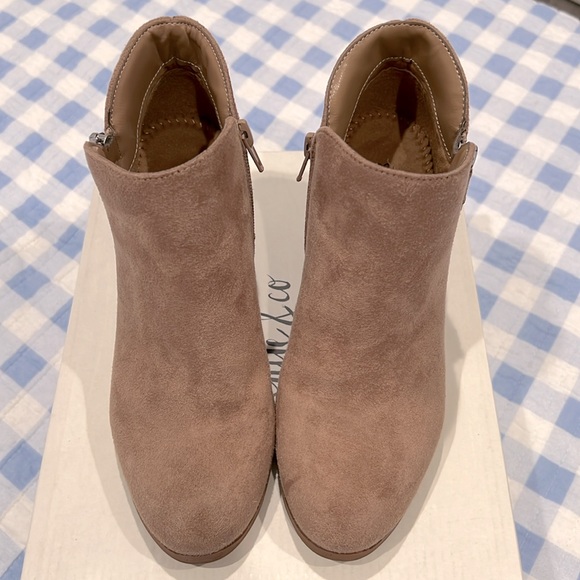 🍁Masrinaaf Taupe Suede Ankle Boots by Style & Co. In Size 5.5M - Picture 5 of 8